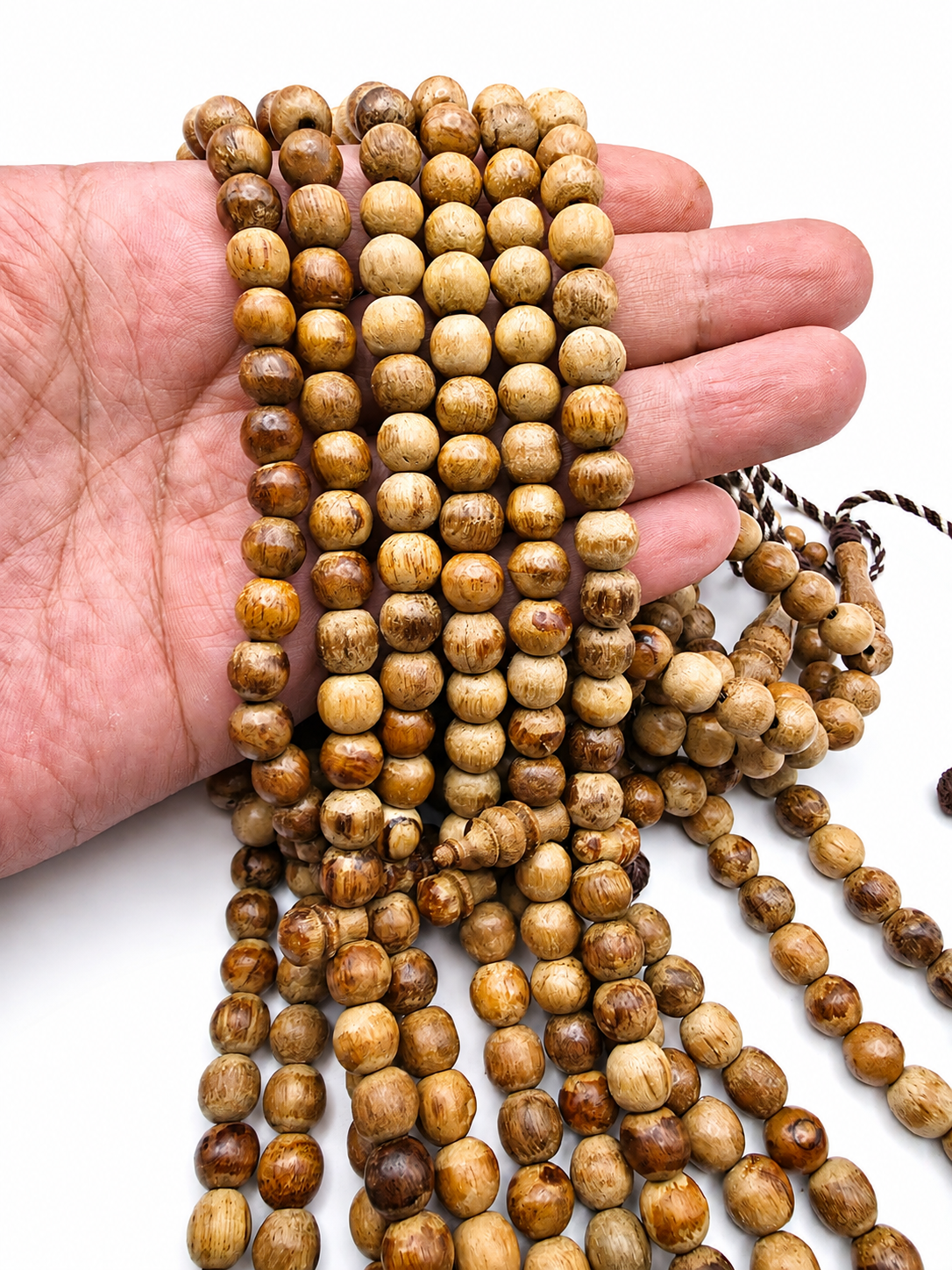 Agarwood Oud Tasbih – 8mm, Premium 100 Bead Prayer Beads