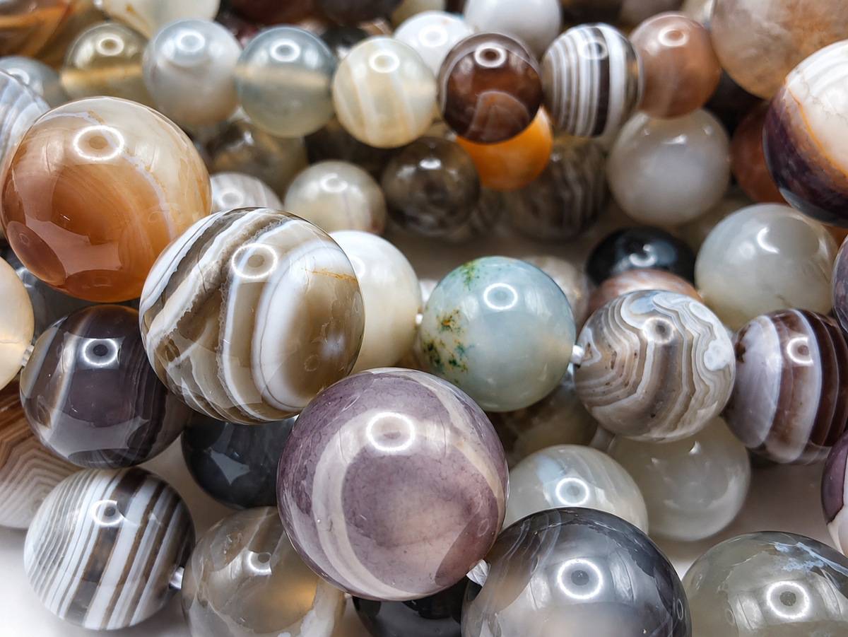 Botswana Agate Round beads AAA Grade, Layered Banded - 15" Strand
