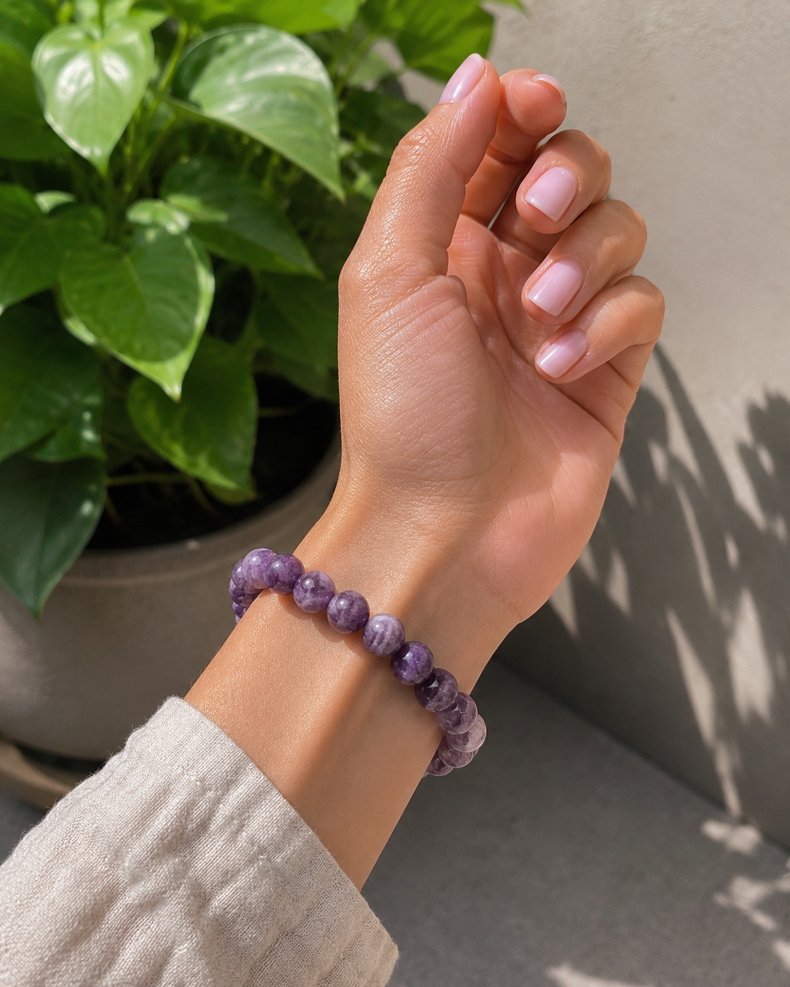 Brazilian Amethyst Bracelet – Premium Natural Gemstone 8mm Stretch Bracelet
