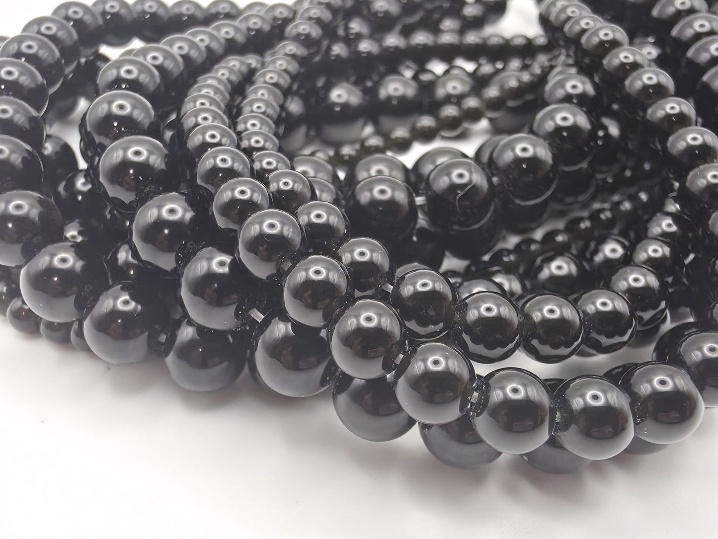 Black Onyx Round beads AAA+ Grade - 15.5" Strand