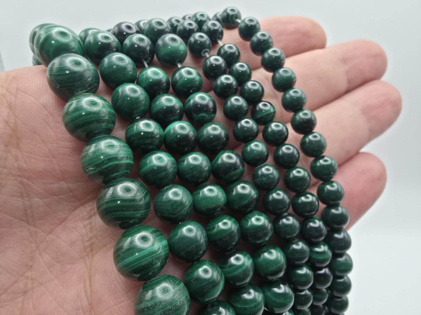 Malachite Round AAA Grade, Green Banded - 15.5" Strand